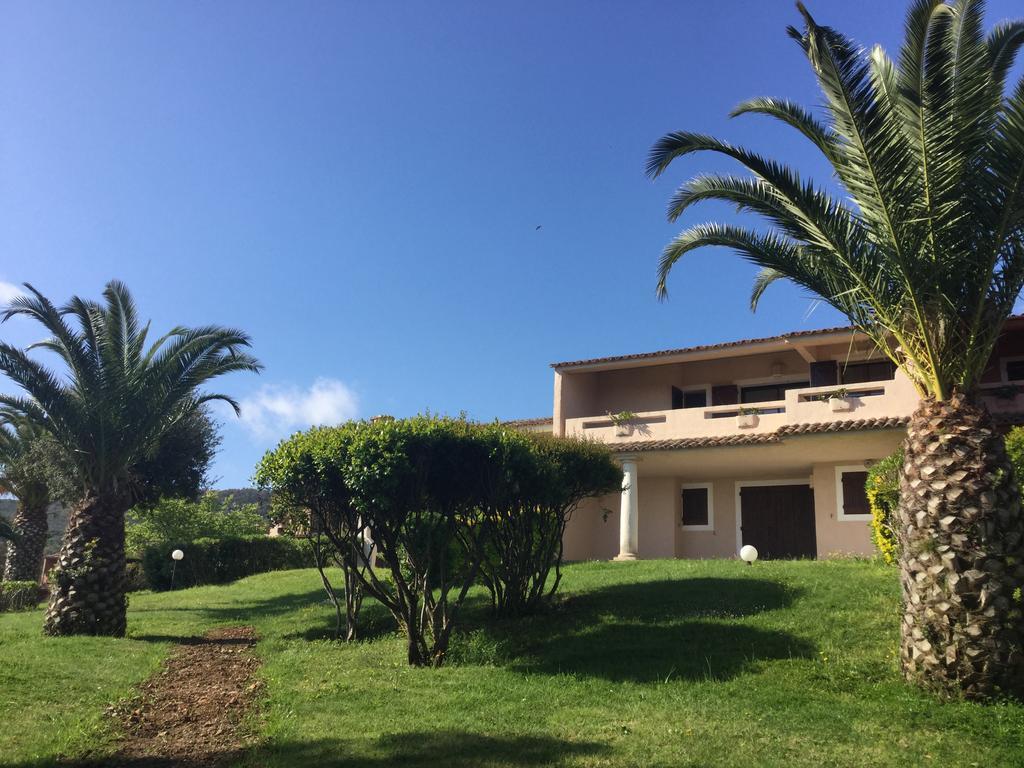 Residence Playa Del'Oro Favone Eksteriør billede