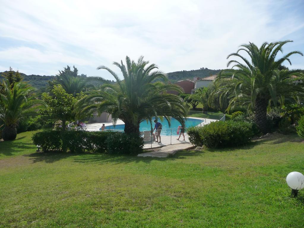 Residence Playa Del'Oro Favone Eksteriør billede